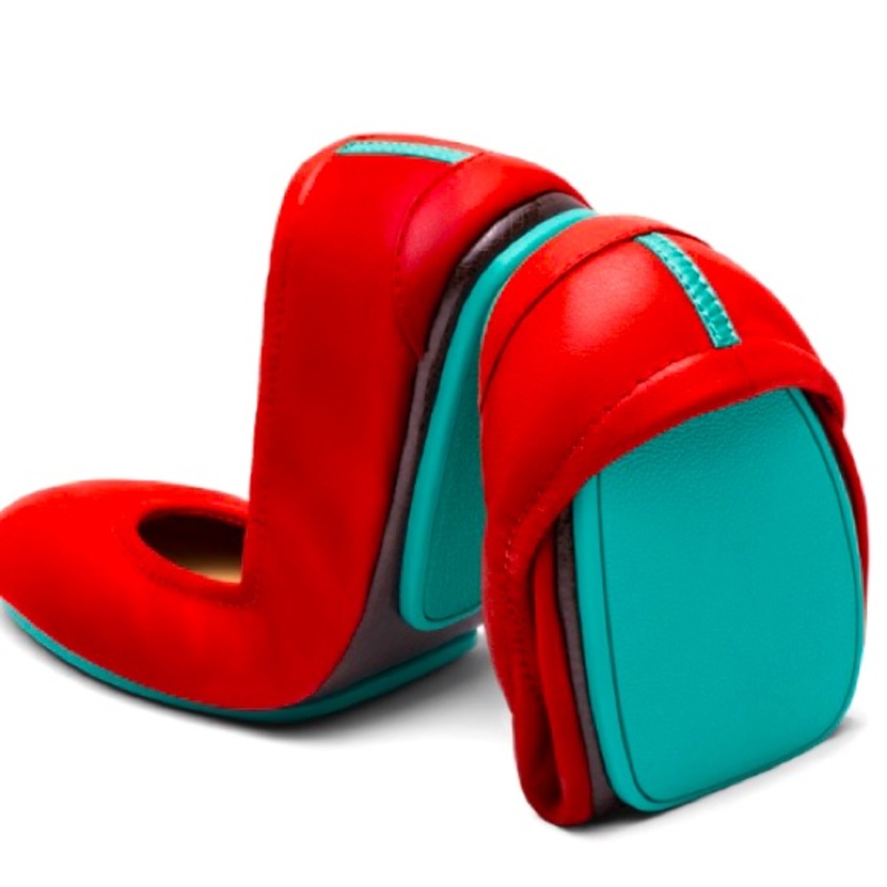 Tieks NEW Limited Edition True Love Red with box & bow. Size 7.